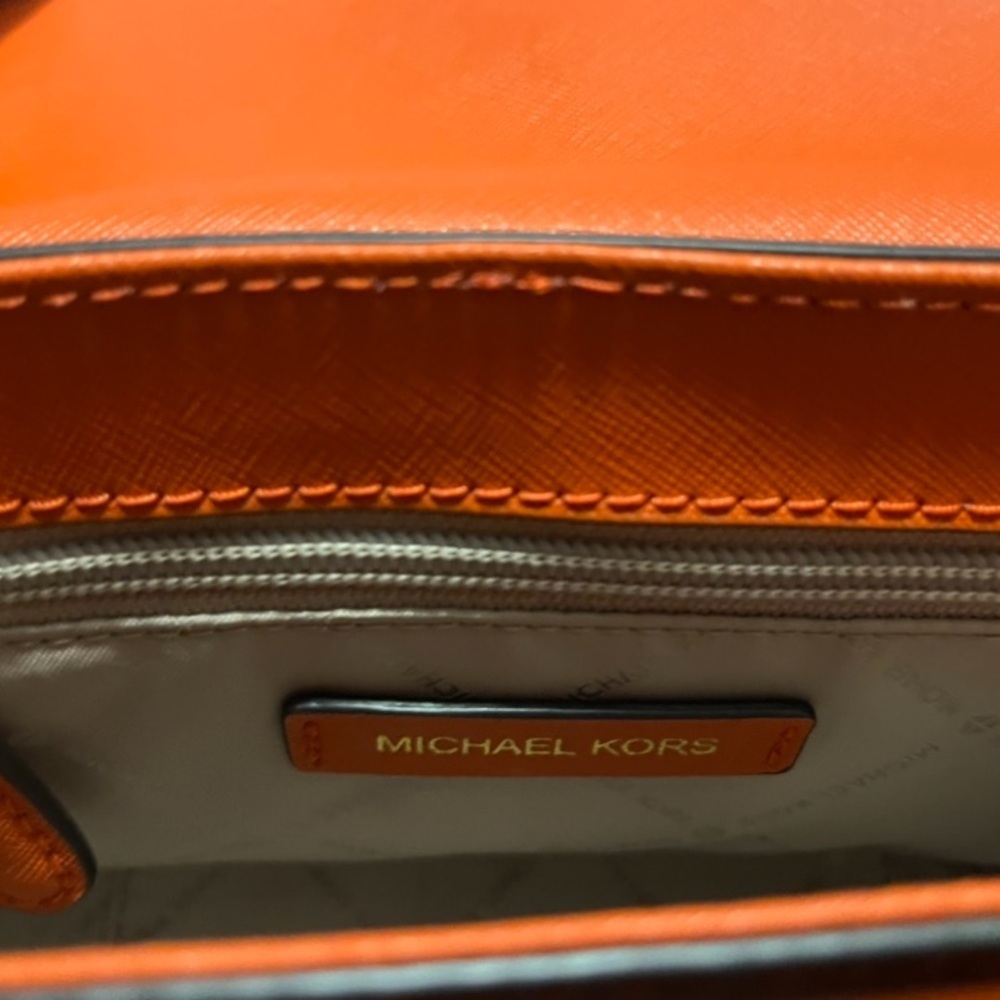 Michael Kors Brandi Medium Saffiano Leather Shoulder/Crossbody Bag - Picture 12 of 14